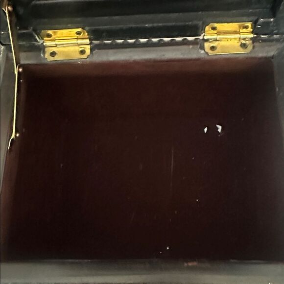 Vintage Spanish Colonial Carved Ebonized Finish Wooden Storage Box Decor - Picture 5 of 7